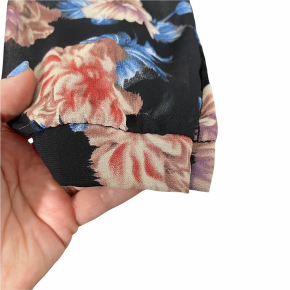 ASTR Floral Lace Trim Long Sleeve Romper Black XS - Picture 7 of 13